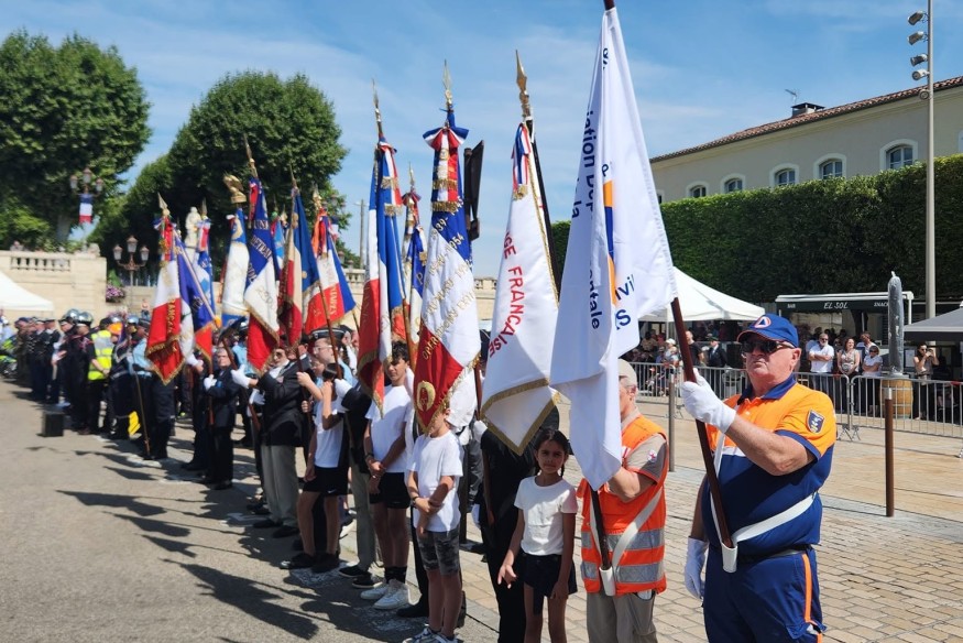 Auch : la cérémonie officielle du 14 juillet se déplace sur le parvis de la Cathédrale